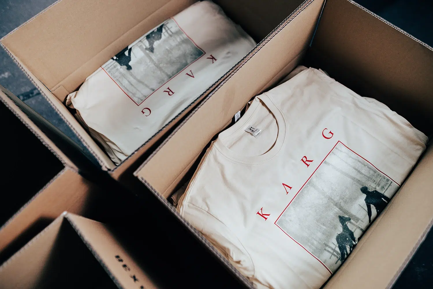 T-Shirts verpackt für den Versand